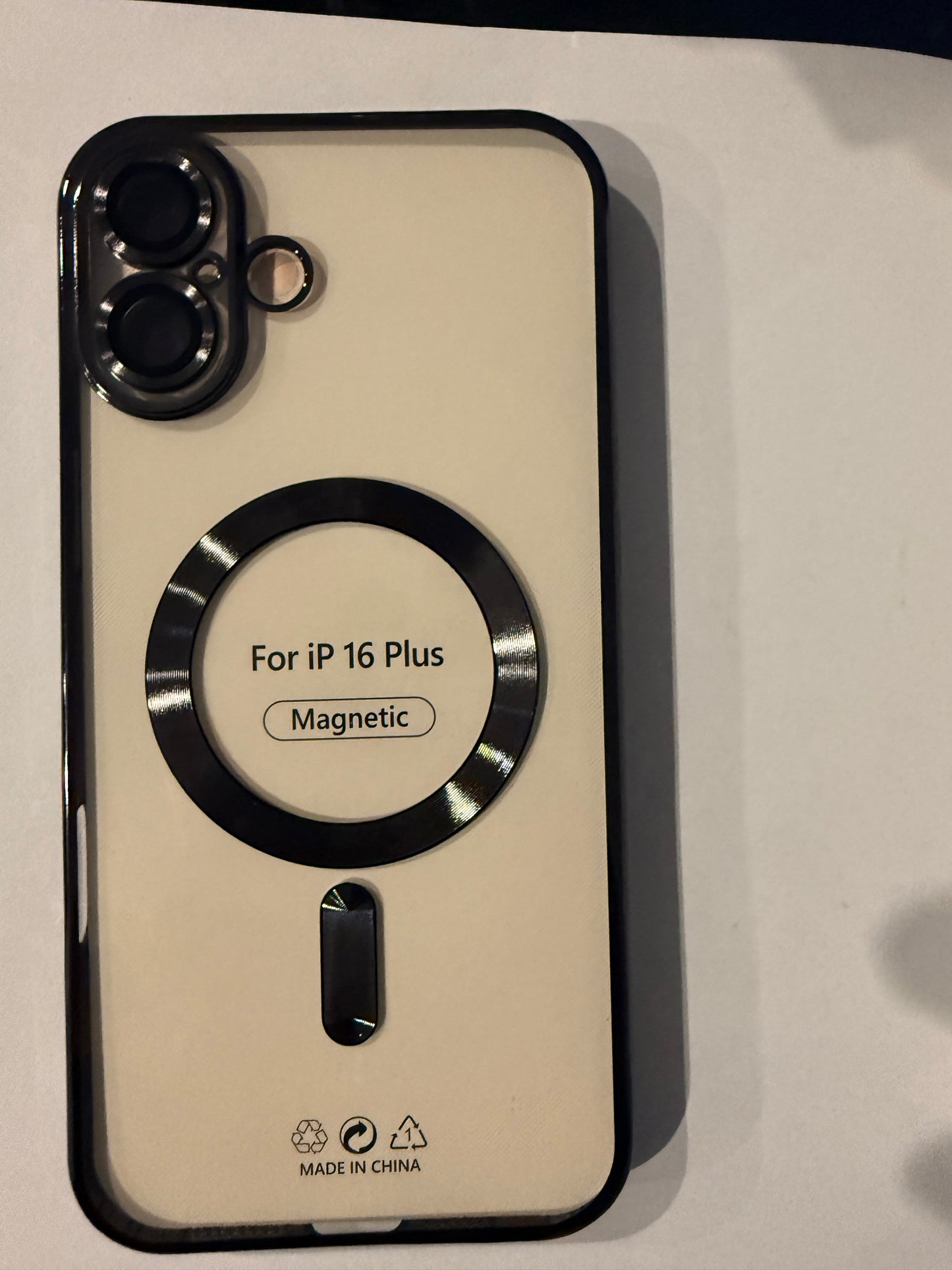 iphone 16 plus magnetic