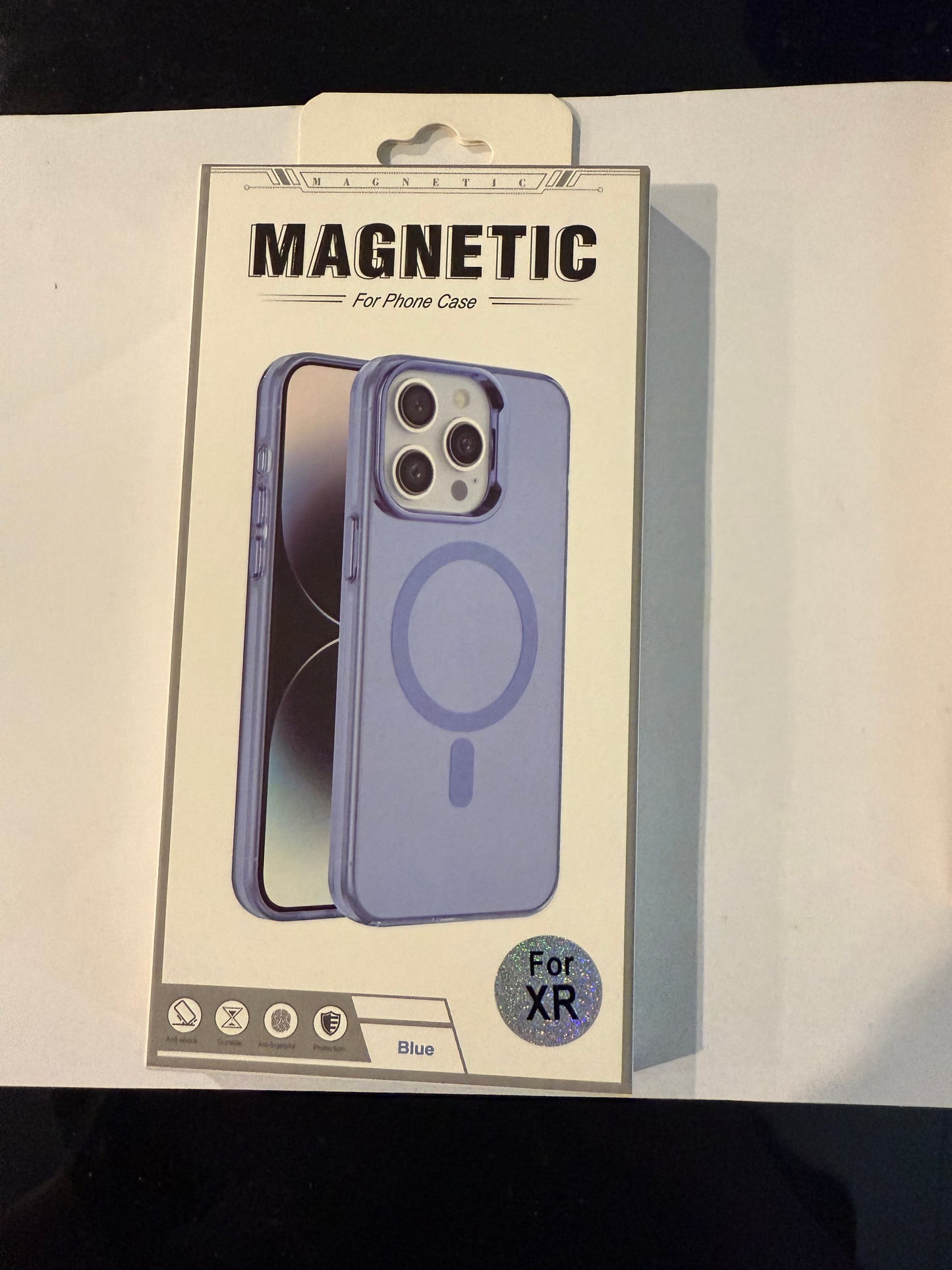iphone XR magnetic