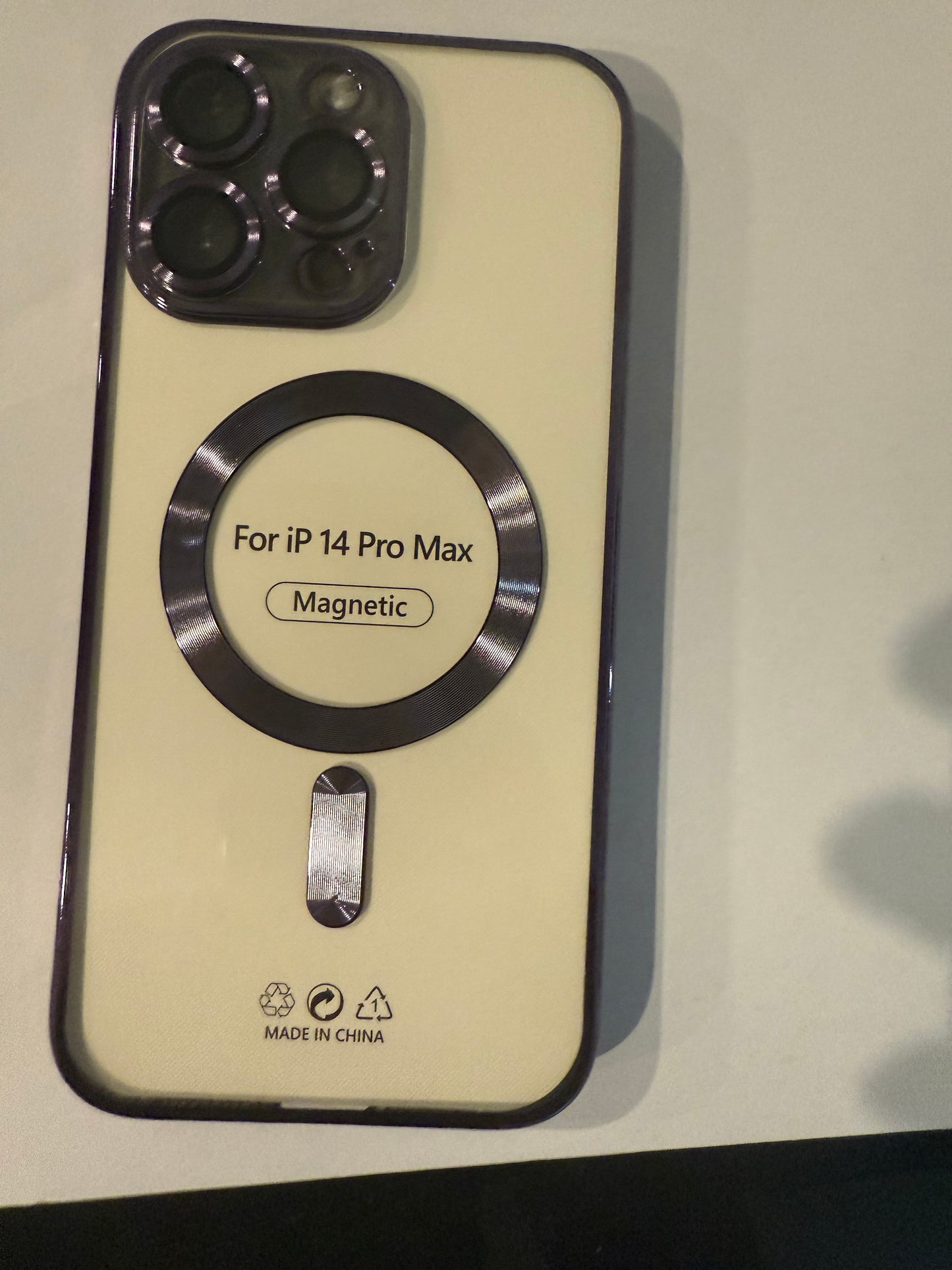 iphone 14 pro max magnetic