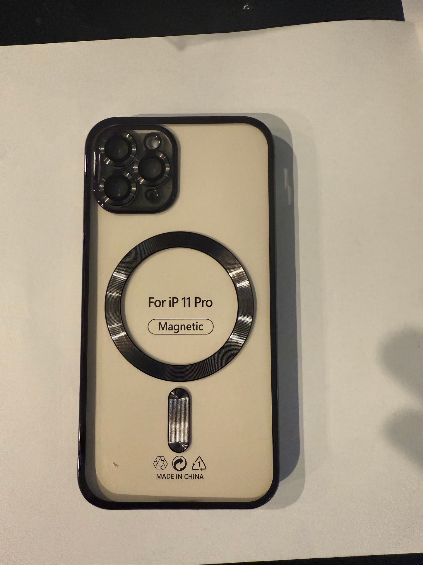 iphone 11 pro magnetic