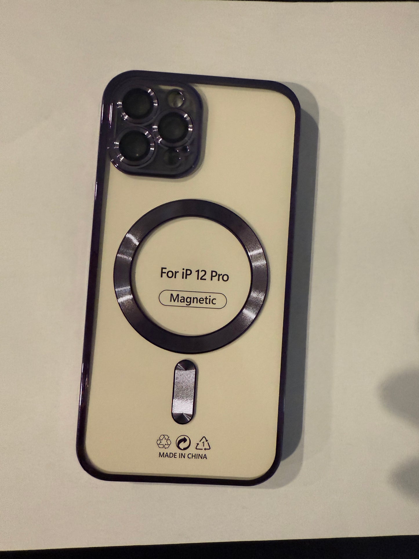 iphone 12 pro magnetic