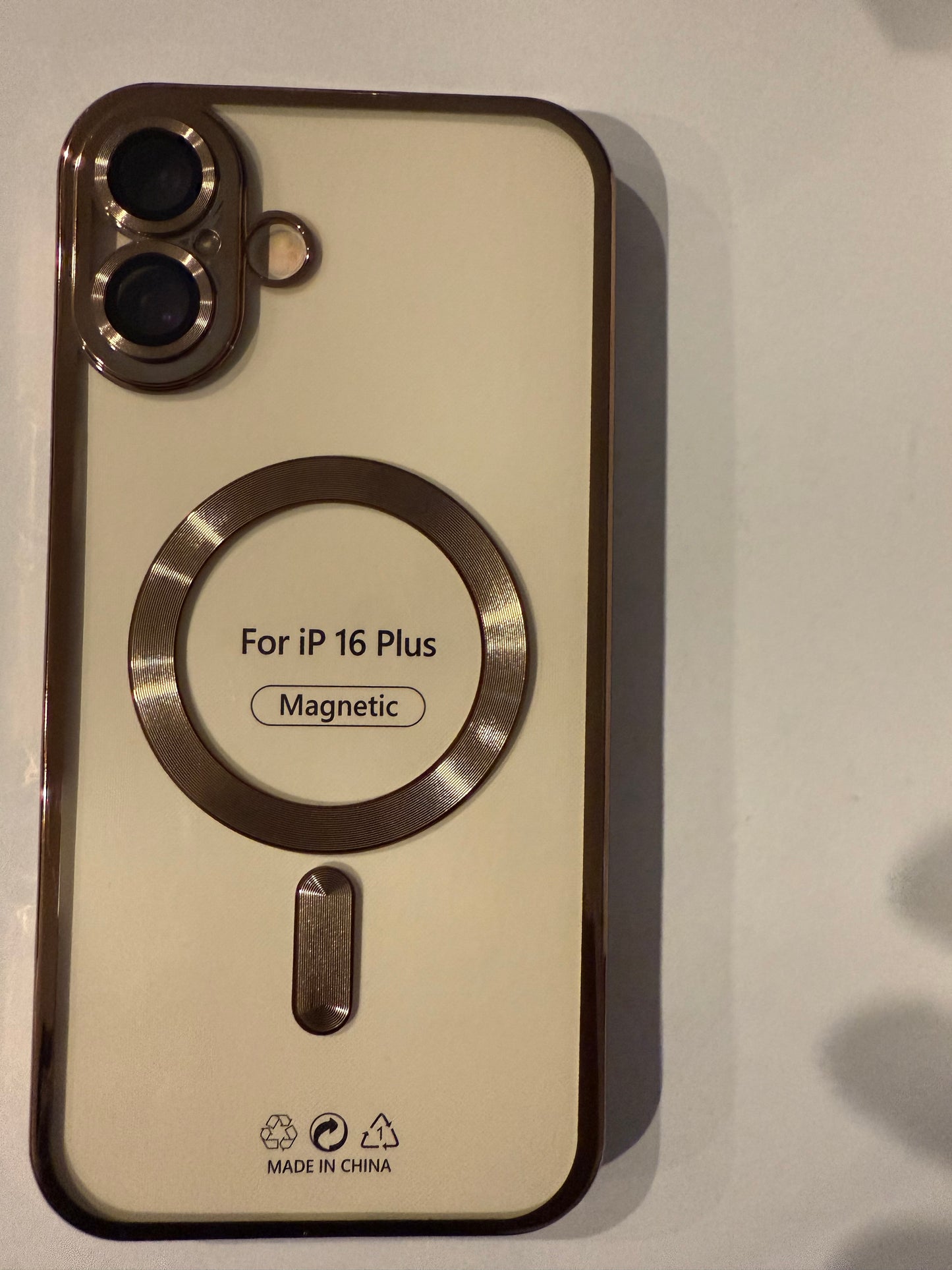 iphone 16 plus magnetic